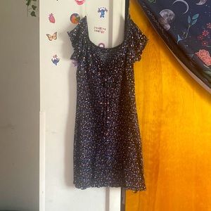 strapless, off the shoulder dress, in good condition, only wore once